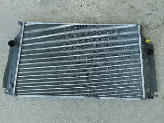 bontott TOYOTA RAV 4 Vízhűtő Radiátor (Klímás)