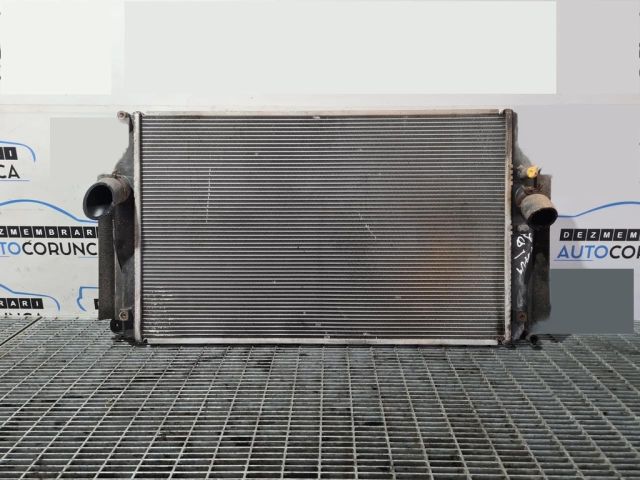 bontott TOYOTA RAV 4 Vízhűtő Radiátor (Klímás)