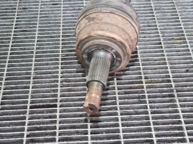 bontott TOYOTA RAV 4 Bal Féltengely