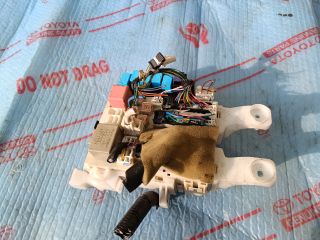 bontott TOYOTA RAV 4 Biztosítéktábla Motortér