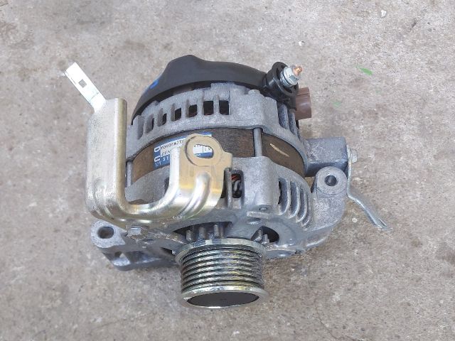 bontott TOYOTA RAV 4 Generátor