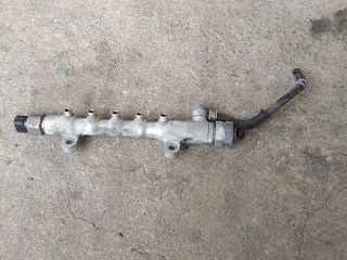 bontott TOYOTA RAV 4 Közösnyomócső