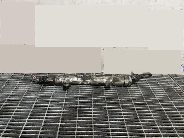 bontott TOYOTA RAV 4 Közösnyomócső