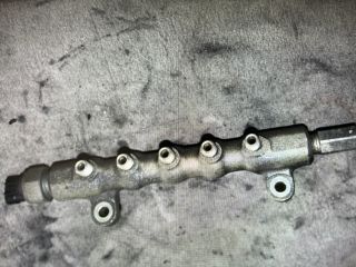 bontott TOYOTA RAV 4 Közösnyomócső