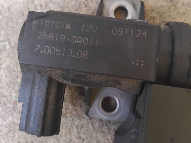 bontott TOYOTA RAV 4 Lefújószelep