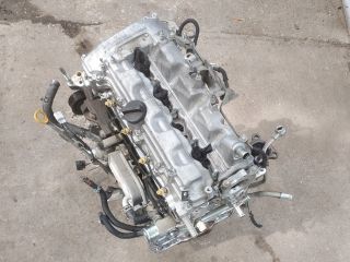 bontott TOYOTA RAV 4 Motor (Fűzött blokk hengerfejjel)