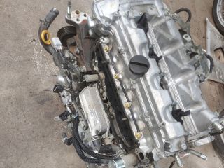 bontott TOYOTA RAV 4 Motor (Fűzött blokk hengerfejjel)