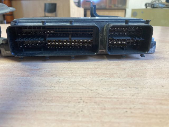 bontott TOYOTA RAV 4 Motorvezérlő