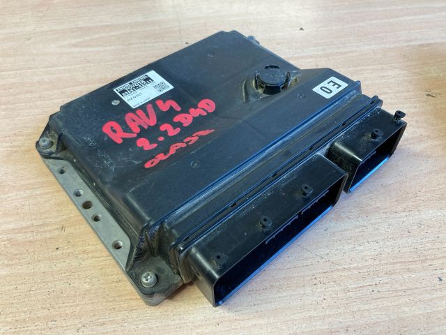 bontott TOYOTA RAV 4 Motorvezérlő