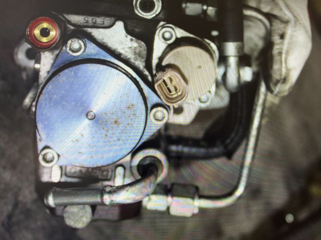 bontott TOYOTA RAV 4 Nagynyomású Szivattyú