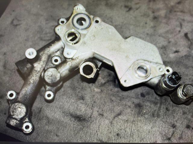 bontott TOYOTA RAV 4 Olajhűtő Cső