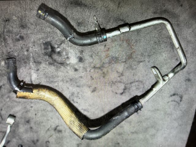 bontott TOYOTA RAV 4 Vízcső