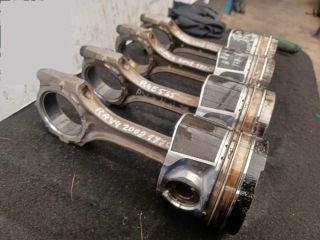 bontott TOYOTA RAV 4 Dugattyú