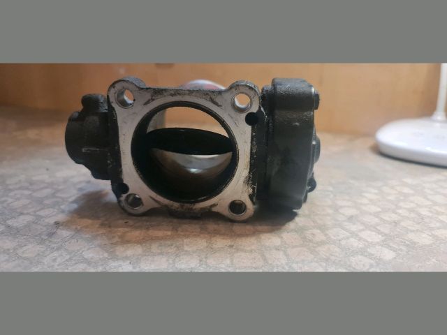 bontott TOYOTA RAV 4 Fojtószelep (Elektromos)