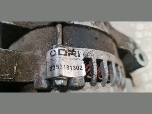 bontott TOYOTA RAV 4 Generátor