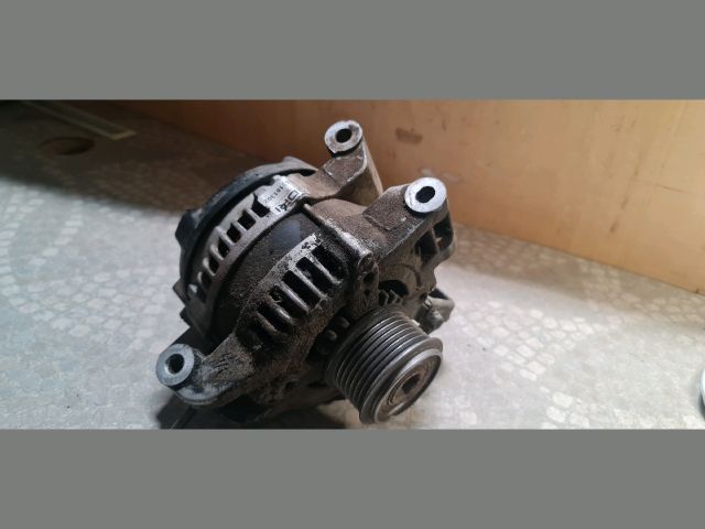 bontott TOYOTA RAV 4 Generátor