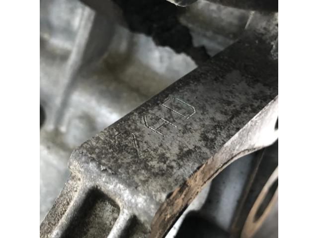 bontott TOYOTA RAV 4 Motor (Fűzött blokk hengerfejjel)