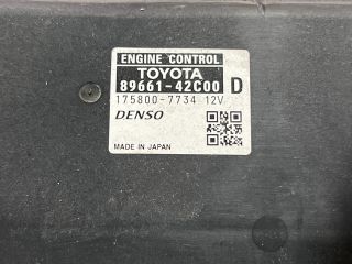 bontott TOYOTA RAV 4 Motorvezérlő