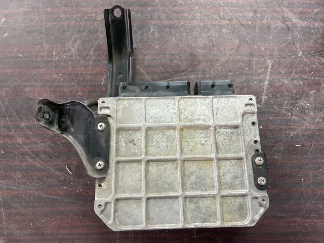 bontott TOYOTA RAV 4 Motorvezérlő