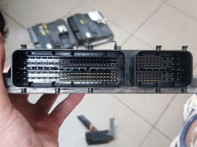 bontott TOYOTA RAV 4 Motorvezérlő