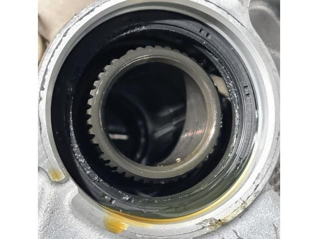 bontott TOYOTA RAV 4 Osztómű