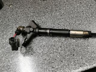 bontott TOYOTA RAV 4 Porlasztó (1 db)