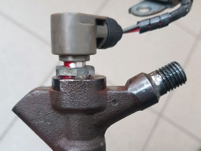 bontott TOYOTA RAV 4 Porlasztó (1 db)