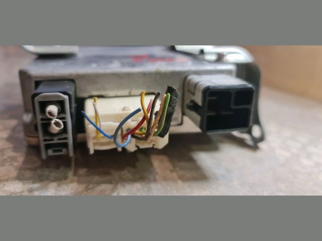 bontott TOYOTA RAV 4 Szervó Szivattyú Elektronika