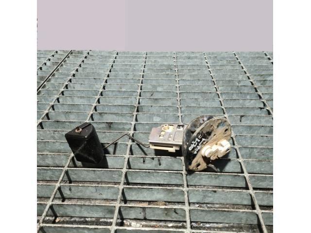 bontott TOYOTA RAV 4 Üzemanyagszint Jeladó