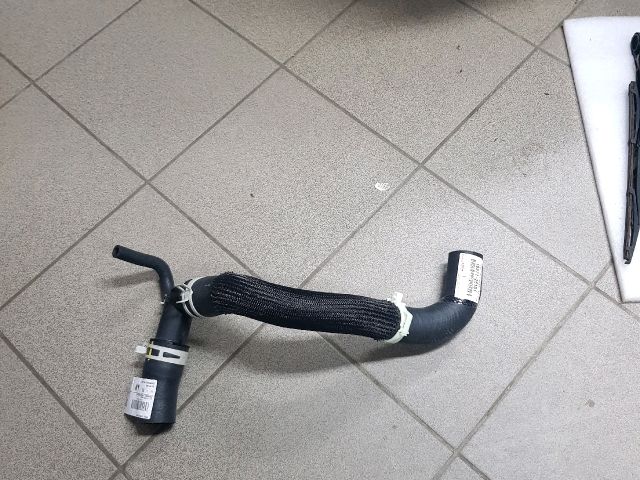 bontott TOYOTA RAV 4 Vízcső