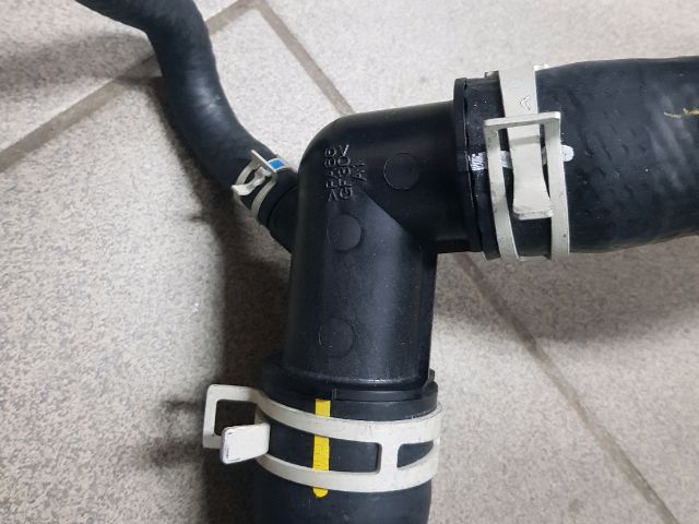 bontott TOYOTA RAV 4 Vízcső