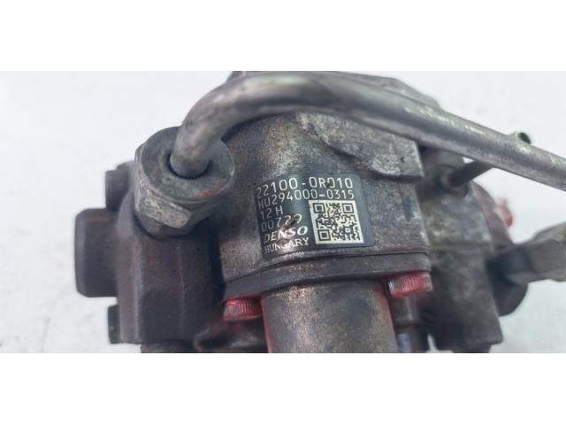 bontott TOYOTA RAV 4 Adagoló