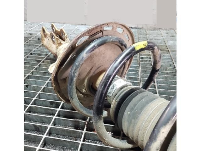 bontott TOYOTA RAV 4 Bal első Lengéscsillapító