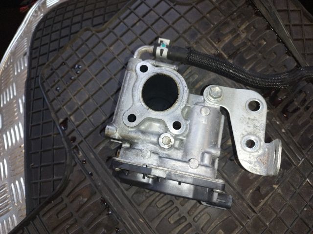 bontott TOYOTA RAV 4 EGR / AGR Szelep