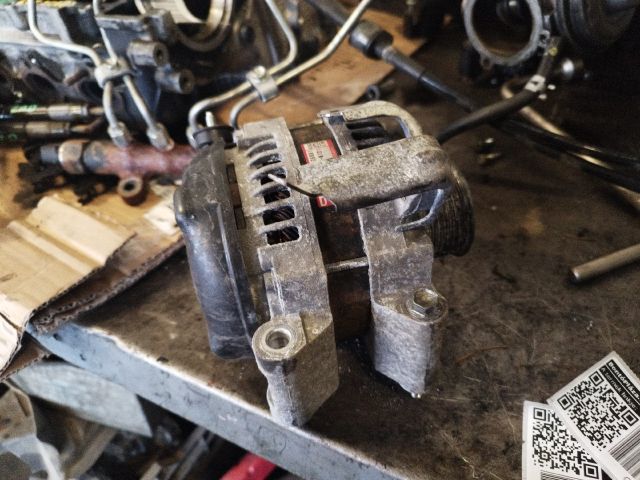 bontott TOYOTA RAV 4 Generátor