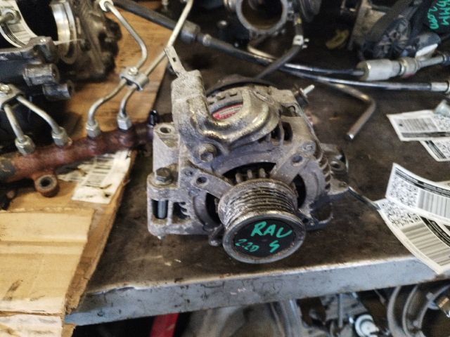 bontott TOYOTA RAV 4 Generátor