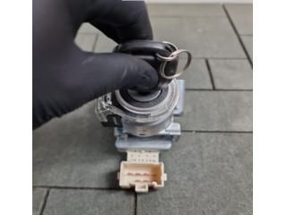 bontott TOYOTA RAV 4 Gyújtáskapcsoló