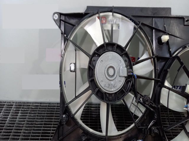 bontott TOYOTA RAV 4 Klímahűtő Ventilátor