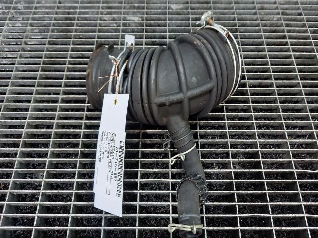 bontott TOYOTA RAV 4 Légbeömlő Cső