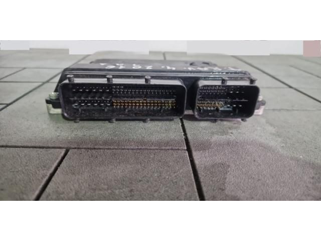 bontott TOYOTA RAV 4 Motorvezérlő