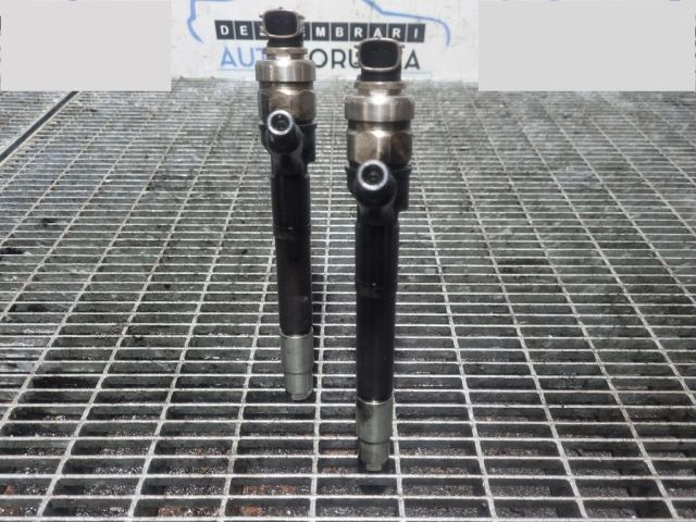 bontott TOYOTA RAV 4 Porlasztó (1 db)