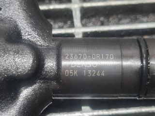 bontott TOYOTA RAV 4 Porlasztó (1 db)