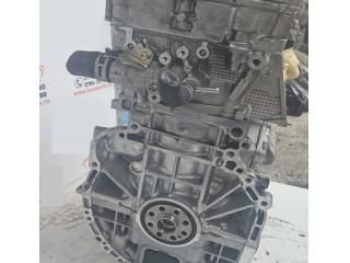 bontott TOYOTA RAV 4 Motor (Fűzött blokk hengerfejjel)