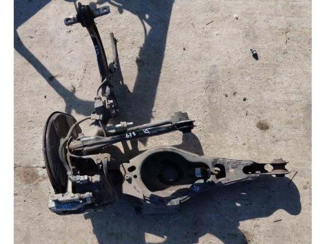 bontott TOYOTA RAV 4 Bal hátsó Csonkállvány