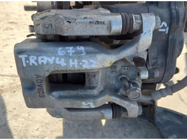 bontott TOYOTA RAV 4 Bal hátsó Csonkállvány