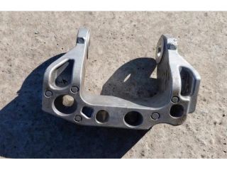 bontott TOYOTA RAV 4 Motor Tartó Bak Bal