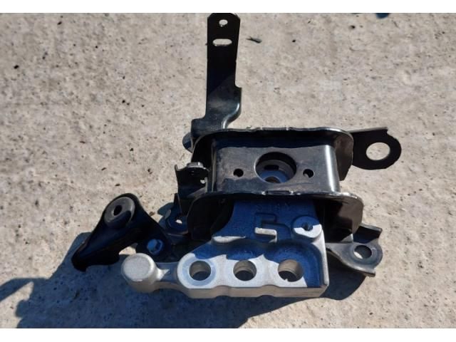 bontott TOYOTA RAV 4 Motor Tartó Bak Jobb