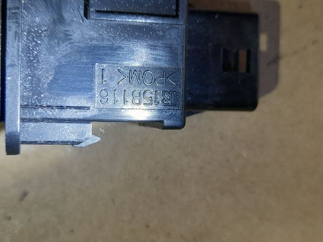 bontott TOYOTA RAV 4 4x4 Kapcsoló