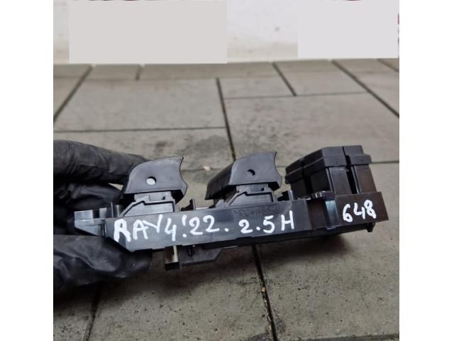 bontott TOYOTA RAV 4 Ablakemelő Kapcsoló Négyes / Kettes