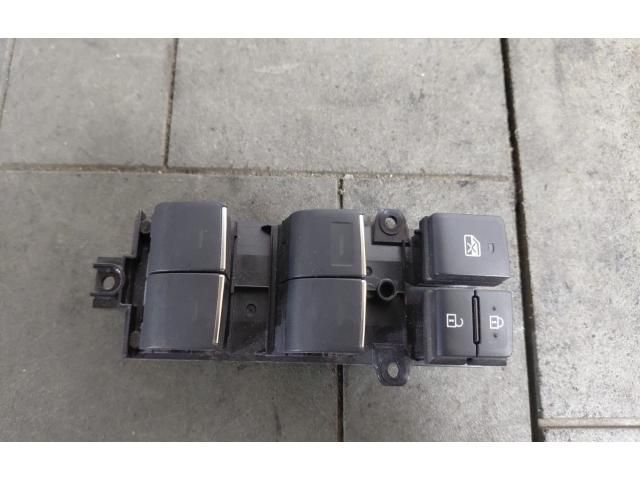 bontott TOYOTA RAV 4 Ablakemelő Kapcsoló Négyes / Kettes